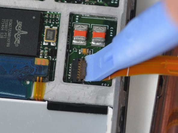 iPod 5th Generation (Video) Front Panel Replacement: step 9, image 1 of 2