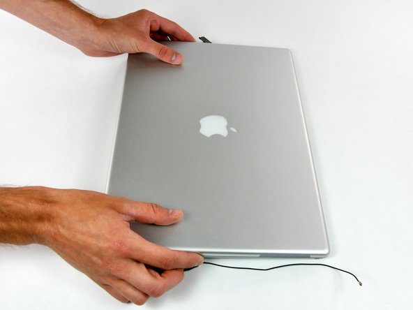 PowerBook G4 Aluminum 15" 1.67 GHz Front Display Bezel Replacement: step 25, image 1 of 3