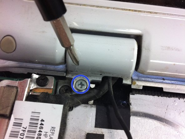 HP Pavilion dv6000 Fan Replacement: step 10, image 2 of 3