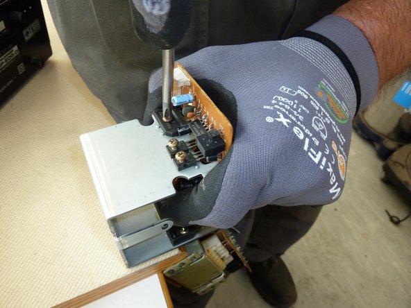 VHS Tape Player: step 14, image 1 of 2