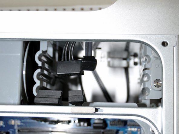 Power Mac G5 Hard Drive Replacement: step 9, image 1 of 1