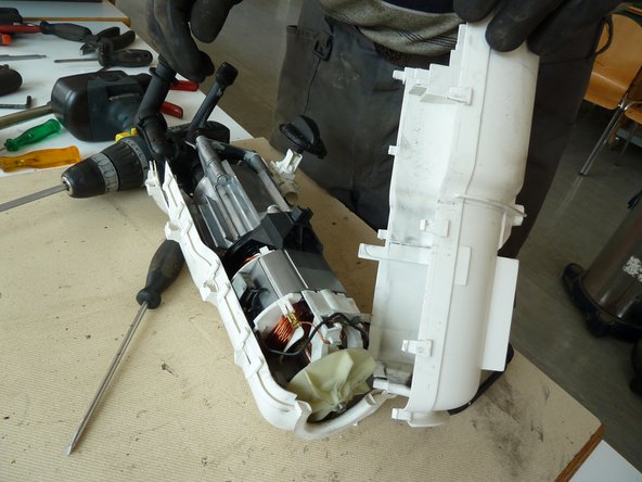 High Pressure Cleaner: step 6, image 3 of 3