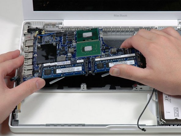 MacBook Core 2 Duo Logic Board Replacement: step 35, image 1 of 1
