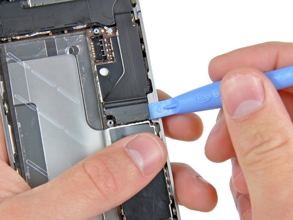 iPhone 4 Power & Lock Button Replacement: step 9, image 2 of 2