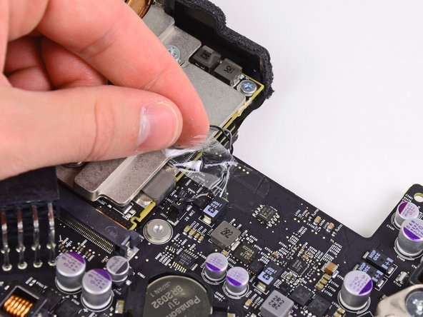 iMac Intel 21.5" EMC 2389 GPU Heat Sink Replacement: step 45, image 1 of 1