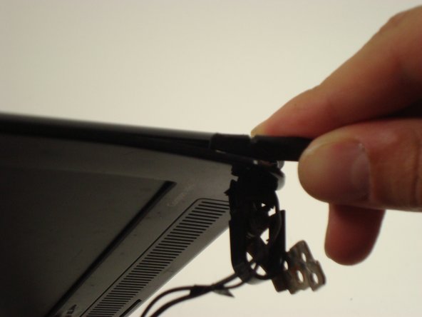 Disassembling Compaq Mini 110 Microphone: step 15, image 2 of 3