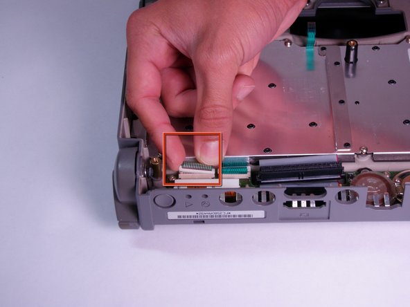 Macintosh PowerBook 165c Keyboard Replacement: step 13, image 1 of 2