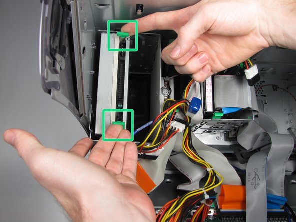 Dell OptiPlex GX260 Optical Drive Replacement: step 3, image 1 of 1