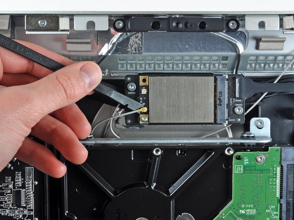 iMac Intel 21.5" EMC 2308 AirPort Card Replacement: step 10, image 2 of 2