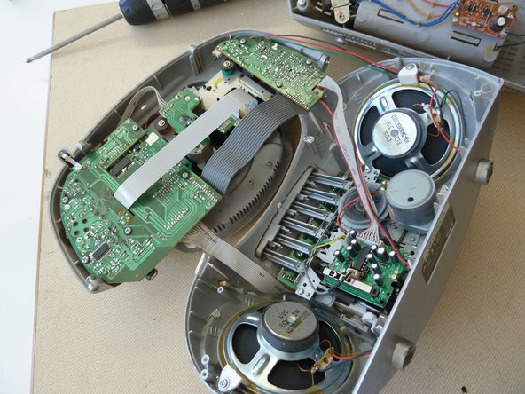 Radio CD Recorder: step 4, image 2 of 2