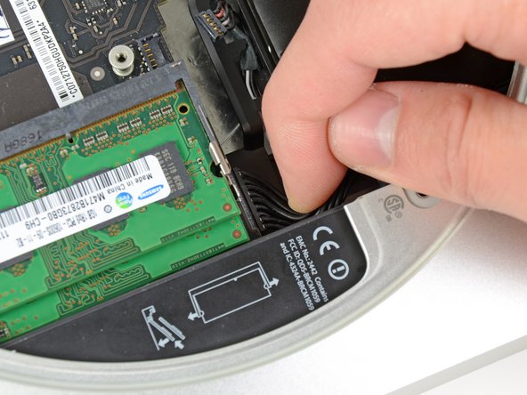 Mac Mini Mid 2011 Heat Sink Replacement: step 16, image 1 of 1