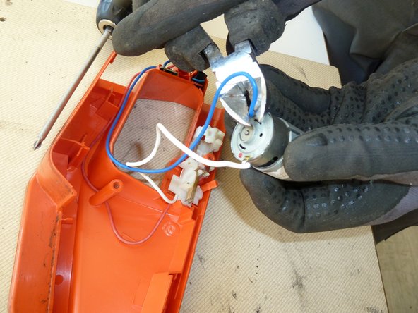 Lawn Edge Trimmer: step 5, image 2 of 3