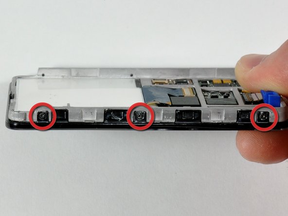 iPod 5th Generation (Video) Click Wheel  Replacement: step 12, image 1 of 2