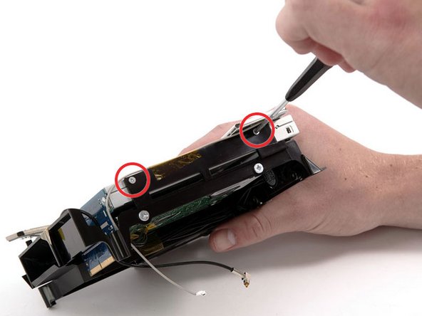 Mac mini (PowerPC) Storage Interface Board Replacement: step 10, image 1 of 1