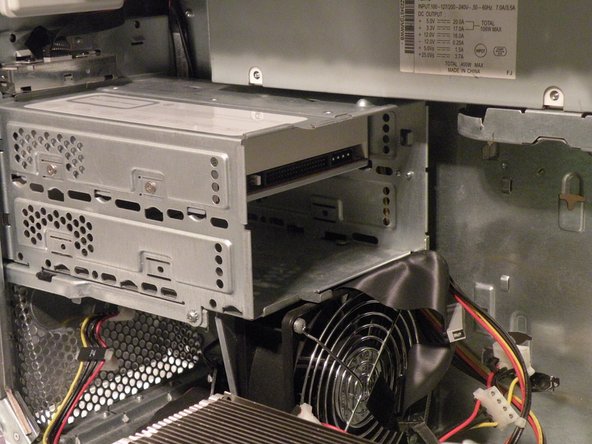 Power Mac G4 MDD Power Supply Replacement: step 12, image 3 of 3