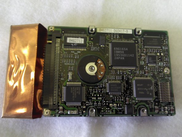 Macintosh Powerbook 5300cs Hard Drive Replacement: step 10, image 2 of 2