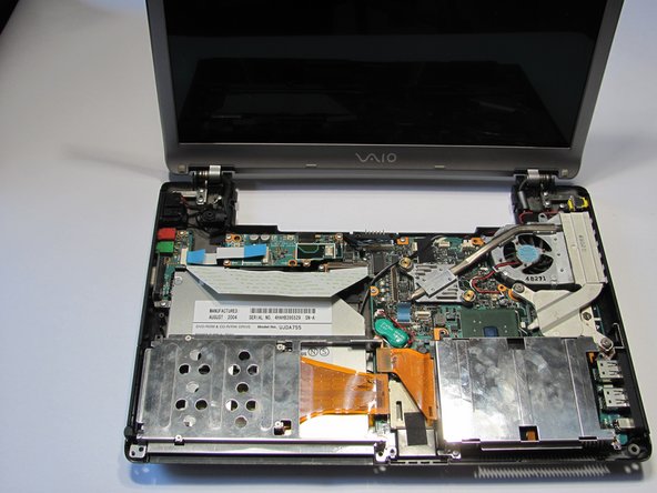Sony Vaio VGN-S260 Optical Drive Replacement: step 11, image 1 of 1