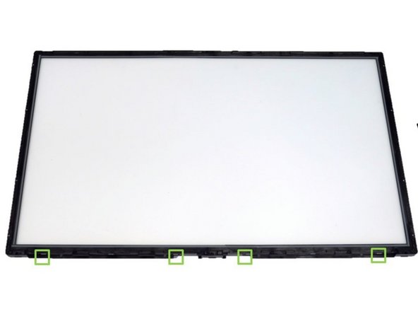 PEAQ TFT32NUMUNE TV set, Removal of Polarized Foils: step 5, image 1 of 2