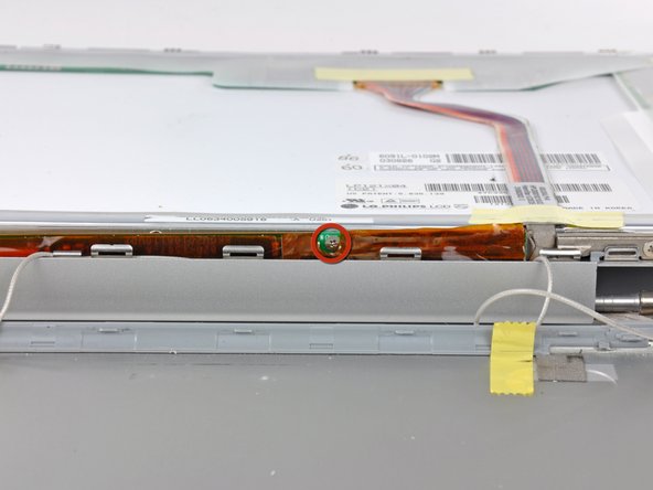 PowerBook G4 Aluminum 12" 1-1.5 GHz Front Display Bezel Replacement: step 70, image 1 of 1