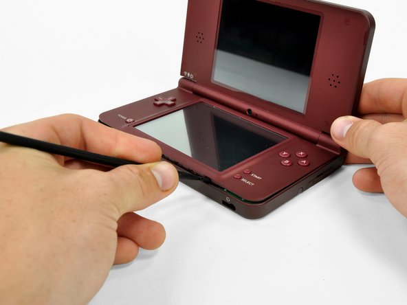 Nintendo DSi XL Wi-Fi Board Replacement: step 5, image 3 of 3