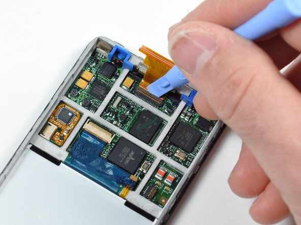 iPod 5th Generation (Video) Hard Drive Cable Replacement: step 12, image 1 of 2
