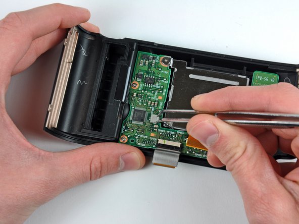 Nikon D70 LCD Assembly Replacement: step 11, image 1 of 1