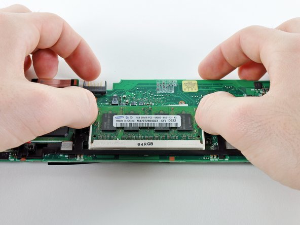 HP Mini 1000 Motherboard Replacement: step 40, image 1 of 2