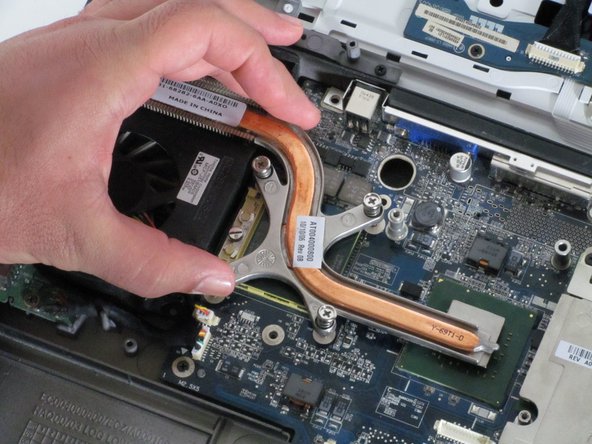 Dell Inspiron E1705 Heat Sink Replacement: step 10, image 1 of 2