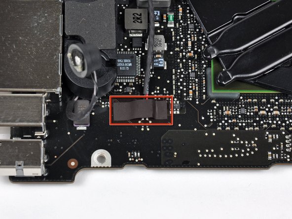 MacBook Pro 15" Unibody Mid 2009 Logic Board Replacement: step 29, image 1 of 1