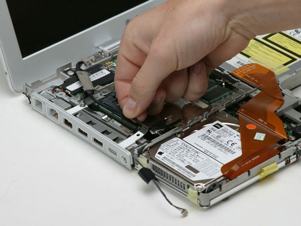 iBook G3 12" Inverter/AirPort Cables Replacement: step 42, image 1 of 1