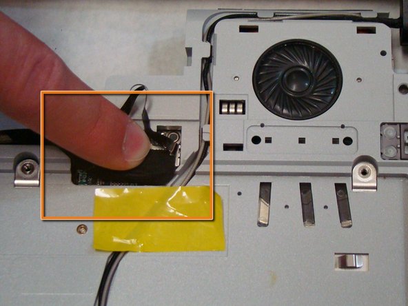 Sony Vaio PCG-7A2L LCD Screen Replacement: step 28, image 2 of 3