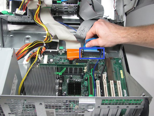 Dell OptiPlex GX260 Power Capacitor Replacement: step 5, image 2 of 3