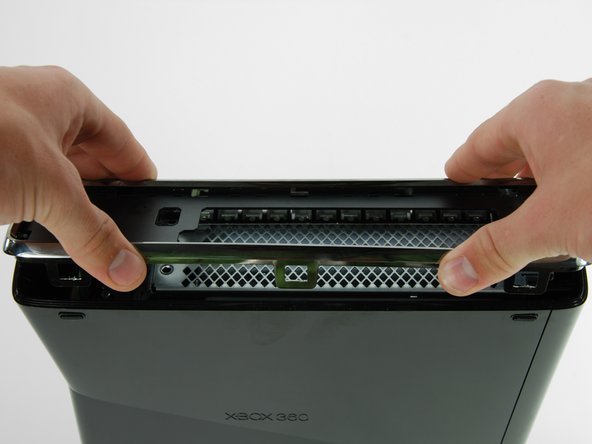 Xbox 360 S RF Module Replacement: step 8, image 1 of 1