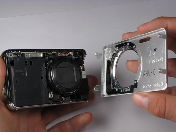 Repairing Sony Cyber-shot DSC-W290 LCD: step 8, image 2 of 2