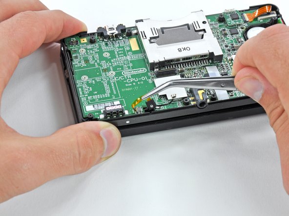 Nintendo 3DS Wi-Fi Antenna Replacement: step 15, image 2 of 2
