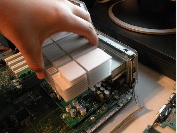 Power Mac G4 Quicksilver Logic Board Replacement: step 11, image 3 of 3