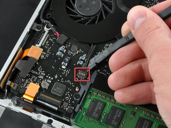 MacBook Unibody Model A1278 Upper Case Replacement: step 22, image 1 of 3