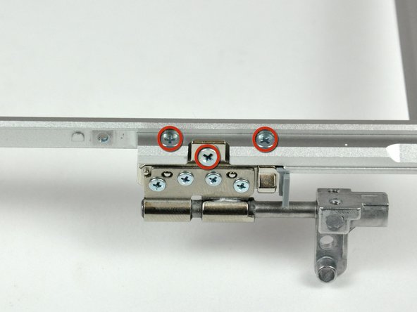 PowerBook G4 Aluminum 15" 1-1.5 GHz Front Display Bezel Replacement: step 47, image 1 of 2