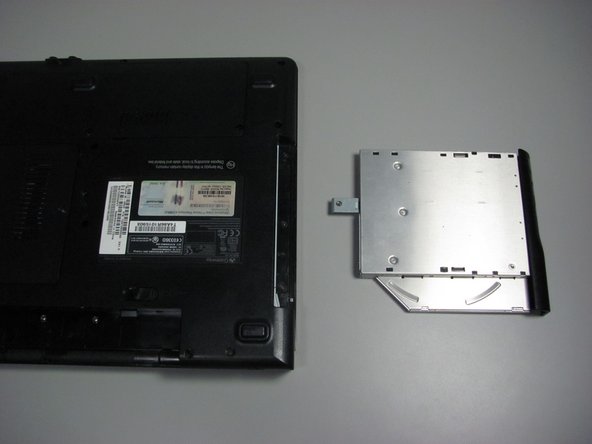 Gateway SA1 Disk Drive Replacement: step 5, image 1 of 1
