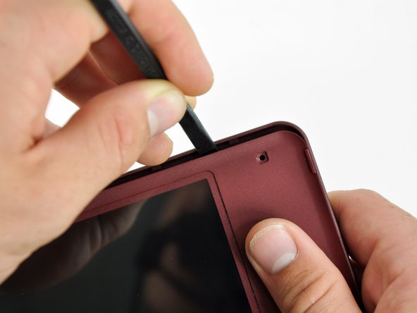 Nintendo DSi XL Upper Screen Replacement: step 4, image 1 of 2