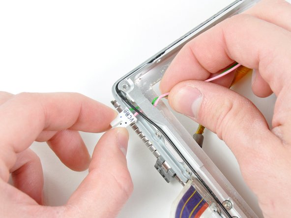 PowerBook G4 Aluminum 17" 1.67 GHz (High-Res) LCD Replacement: step 57, image 1 of 1