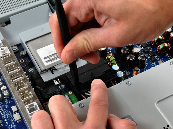 iMac G5 20" Model A1076 Power Supply Replacement: step 5, image 2 of 3