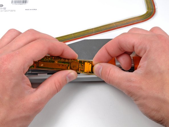 MacBook Pro 17" Models A1151 A1212 A1229 and A1261 Display Inverter Replacement: step 23, image 1 of 2