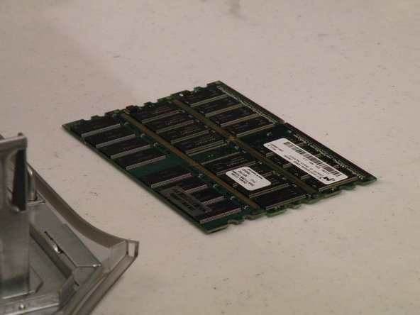 Power Mac G4 MDD CPU Heatsink Replacement: step 3, image 3 of 3