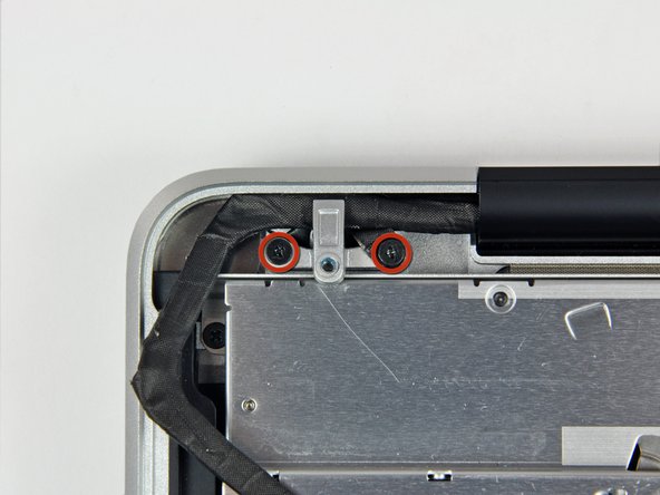 MacBook Pro 15" Unibody 2.53 GHz Mid 2009 Display Assembly Replacement: step 12, image 1 of 2