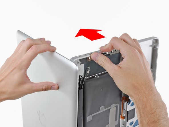 MacBook Pro 17" Unibody Upper Case Replacement: step 47, image 1 of 3