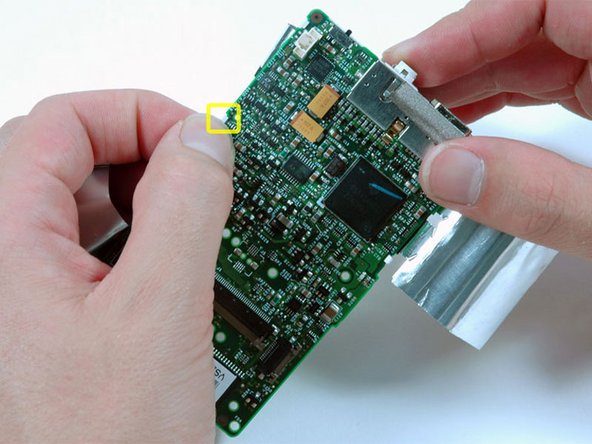 iPod 2nd Generation Logic Board Replacement: step 18, image 1 of 1