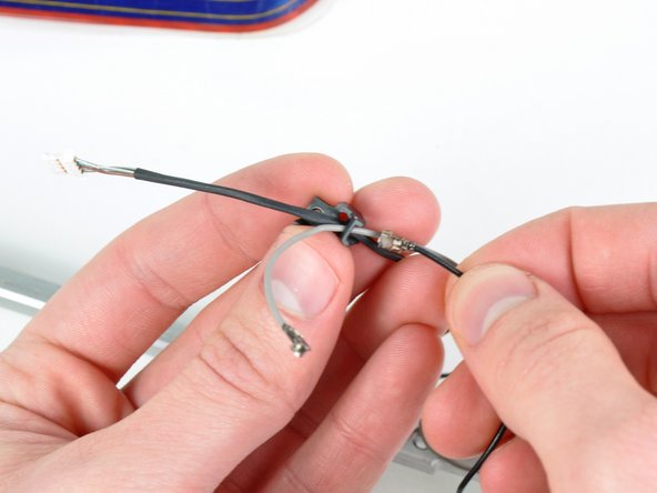 PowerBook G4 Aluminum 17" 1.67 GHz (High-Res) Front Display Bezel Replacement: step 65, image 1 of 2