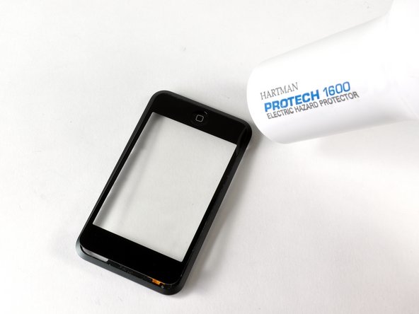 iPod Touch 1st Generation Front Panel Replacement: step 17, image 1 of 3