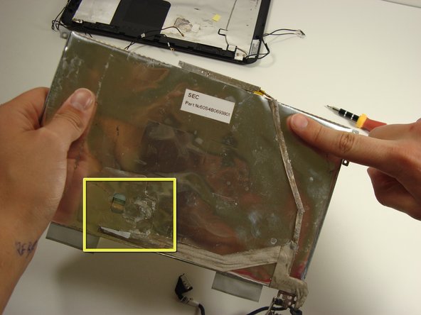 Disassembling Compaq Mini 110 Speakers: step 18, image 1 of 3